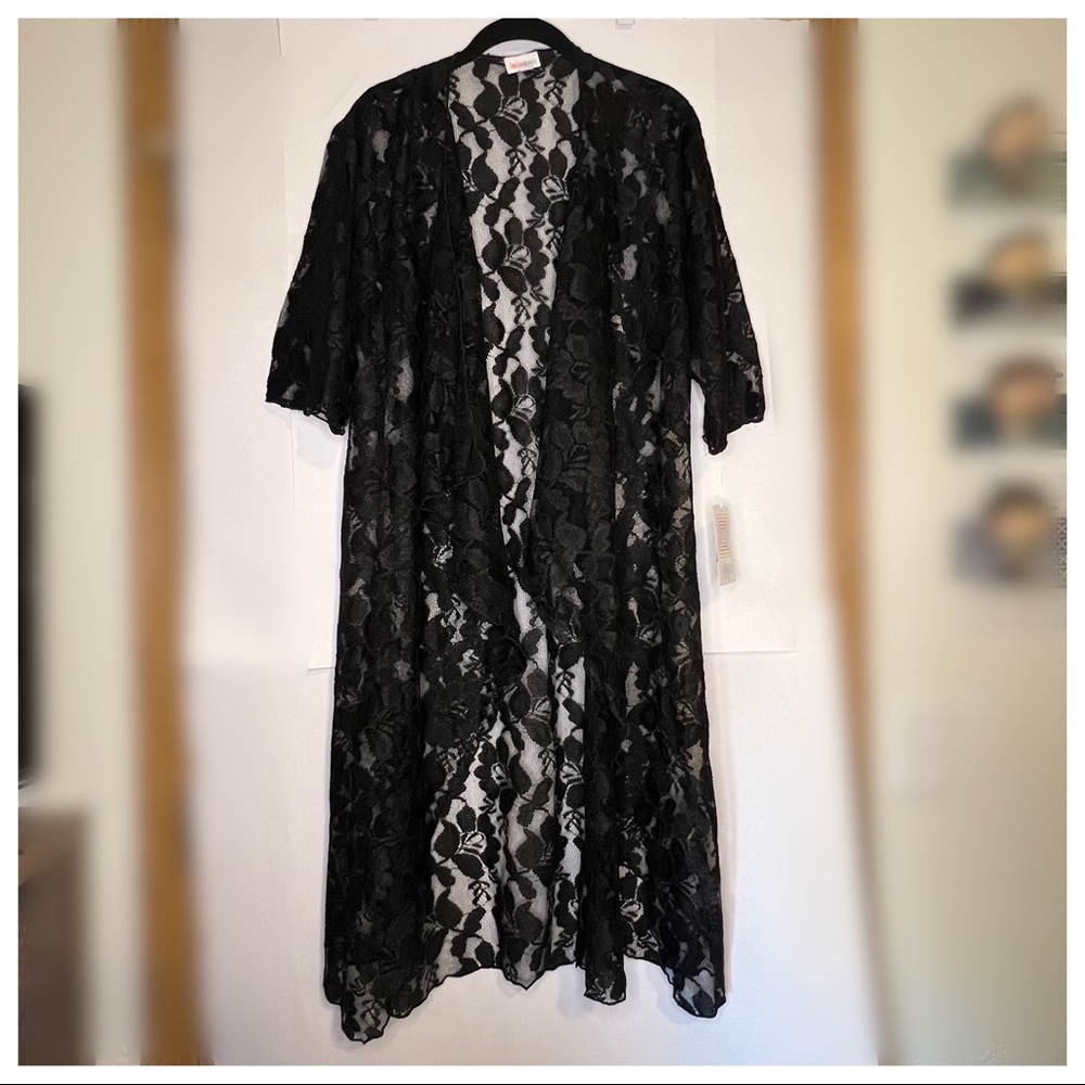 NWT LuLaRoe Shirley kimono, Sz S